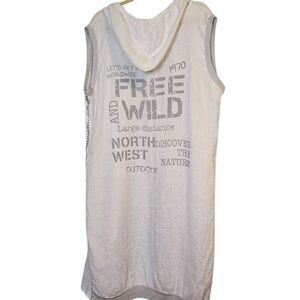 Linen sleeveless long cardigan,  white with silver trim. XL.